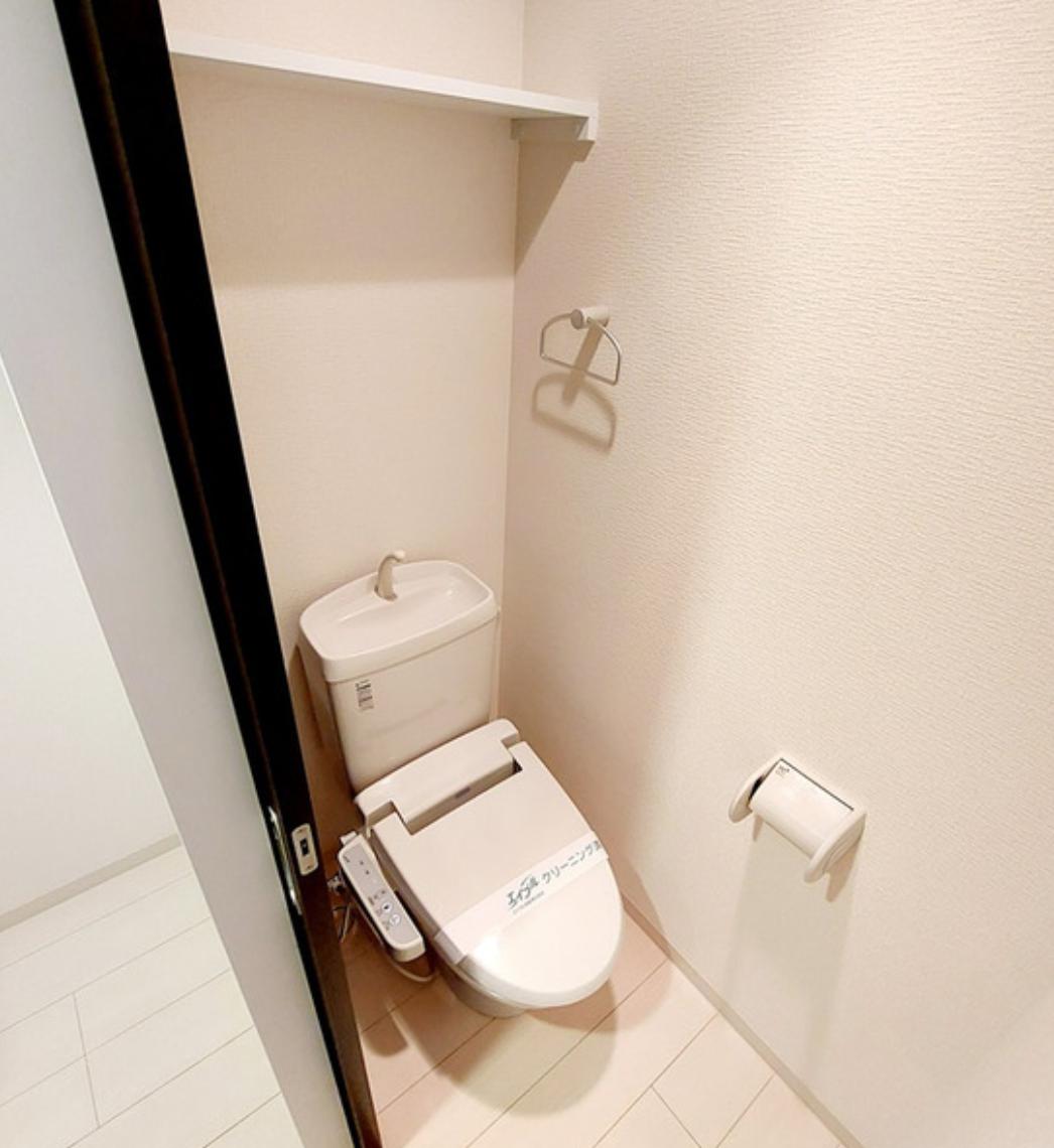 トイレ　トイレ