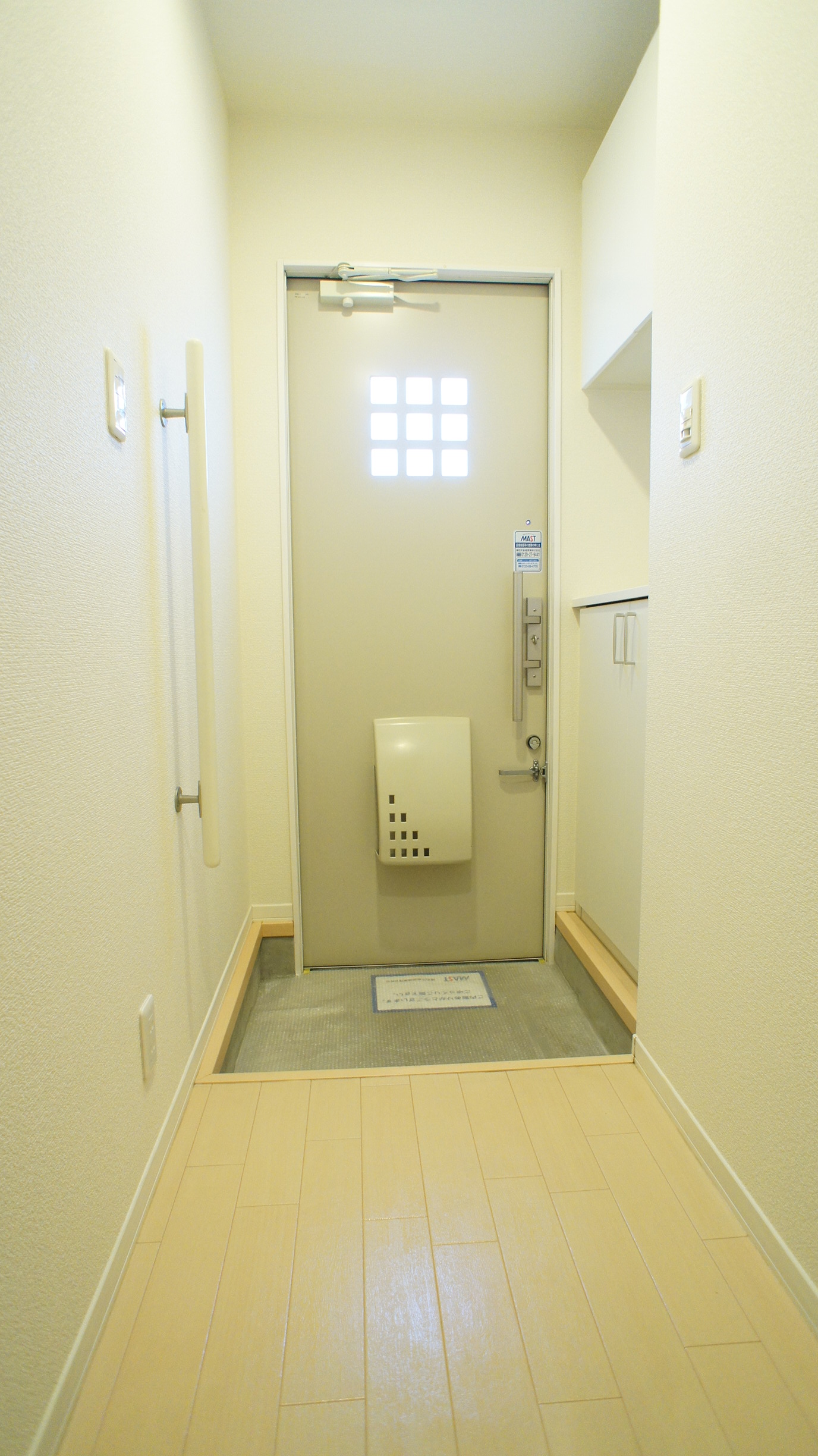 玄関　玄関