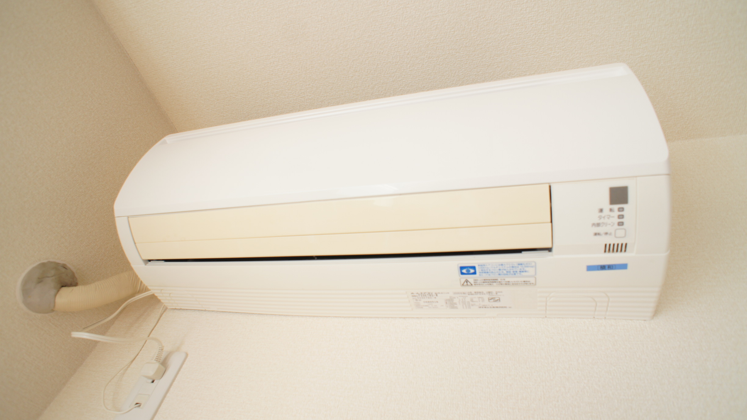 その他設備　LDK11.1帖/エアコン１基完備