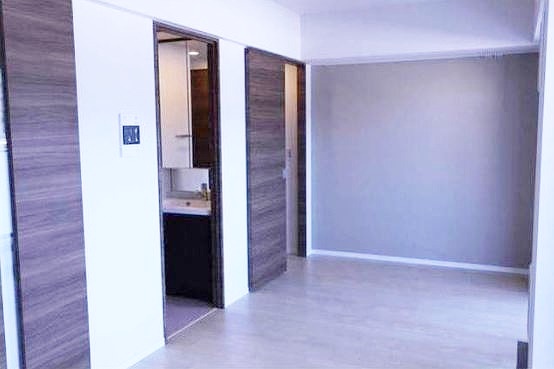 居室・リビング　こちらのリビングで趣味の時間をお楽しみください♪