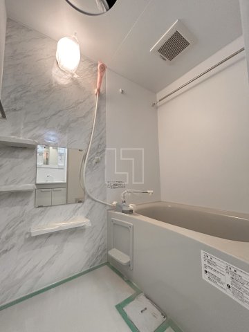 バス・シャワールーム　アートレジデンス上町　バスルーム