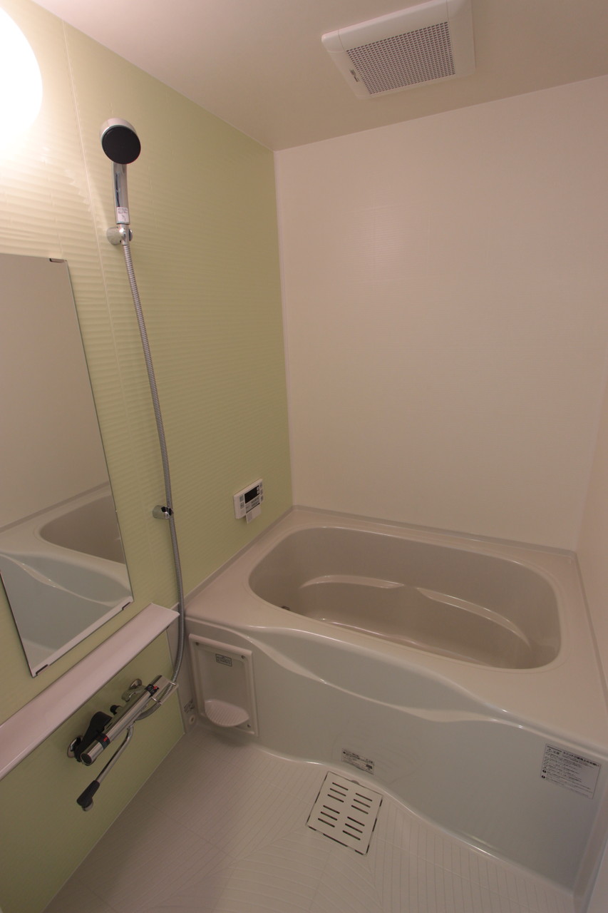 バス・シャワールーム　写真はイメージです。色仕様は現況優先になります。