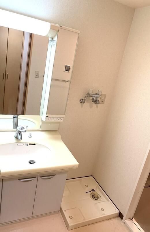 洗面設備　使いやすい洗面所です