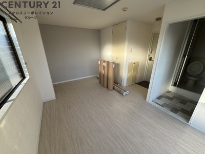 居室・リビング　2面採光で日当たり良好なお部屋です。