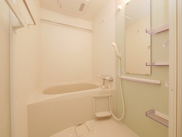 バス・シャワールーム　SERENiTE本町reflet（セレニテ本町ルフレ）　バス