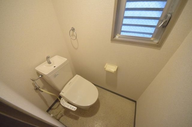 トイレ　シャワートイレ