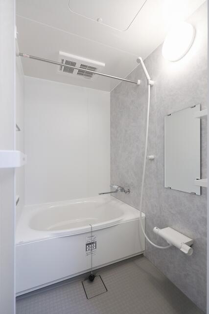 バス・シャワールーム　?