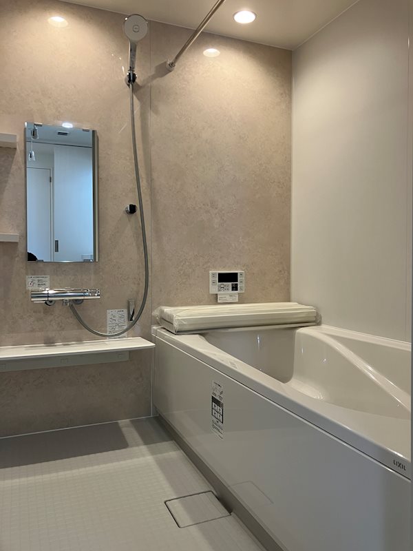 バス・シャワールーム