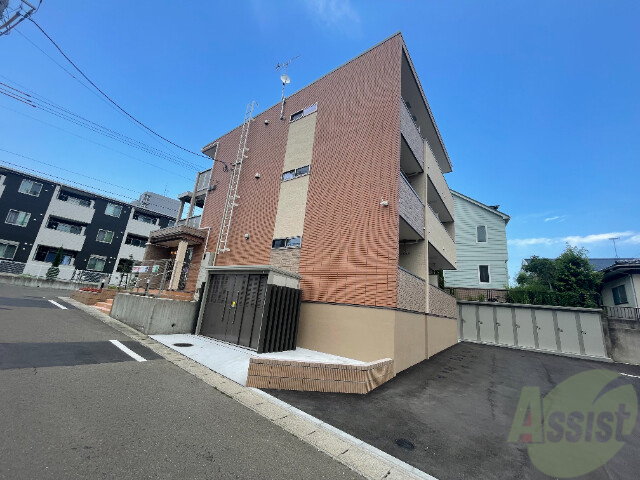 建物外観　仙台市泉区泉中央４丁目「ノイサンリットＡ」