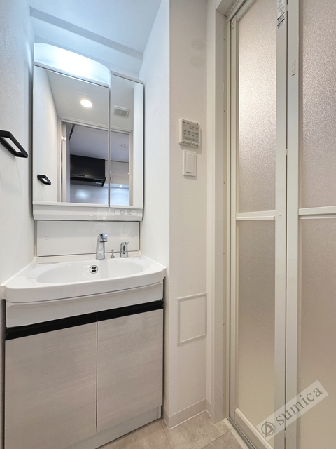 洗面設備　シャンプードレッサー・朝シャンはこちらで♪♪