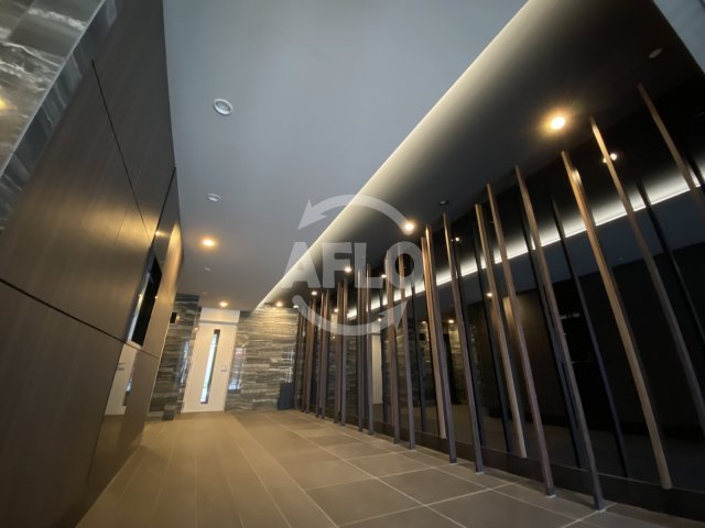 ロビー　レシオス大阪城北詰　ロビー