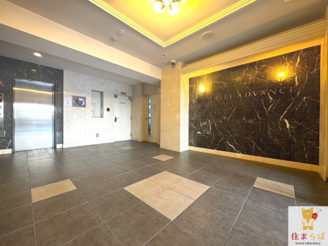 エントランス　共用部の印象も大切に