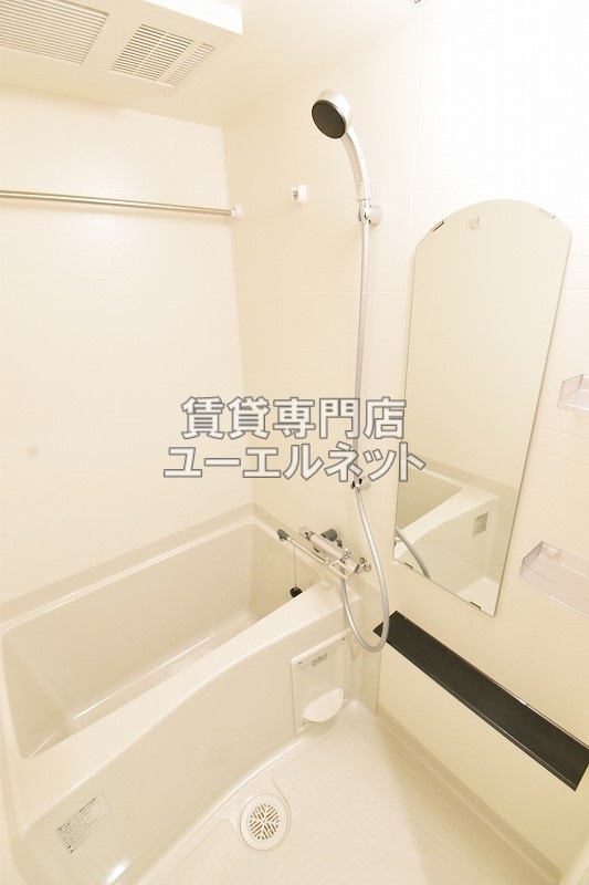 バス・シャワールーム　浴室