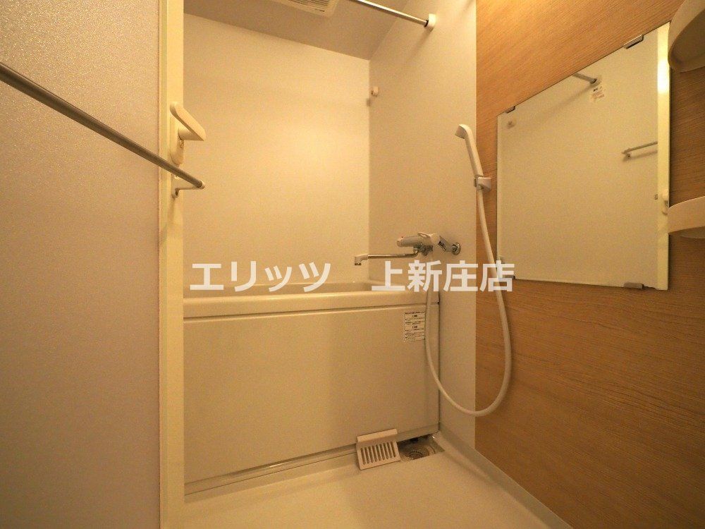 バス・シャワールーム　バス