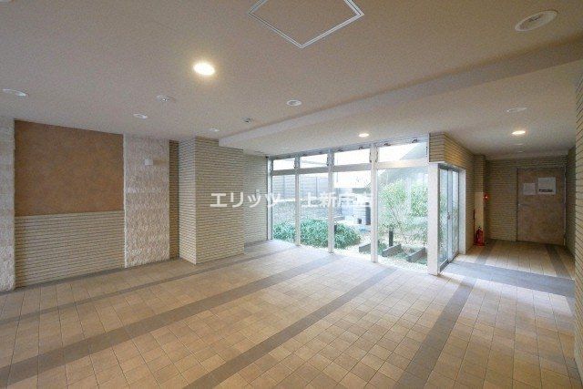 ロビー　エントランス