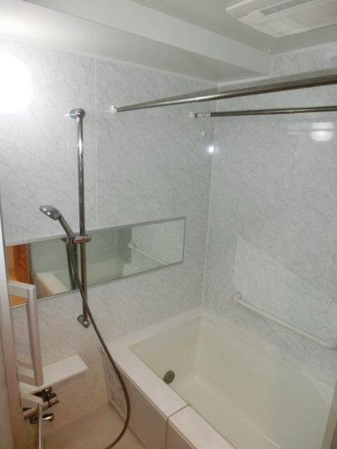 バス・シャワールーム　参考写真