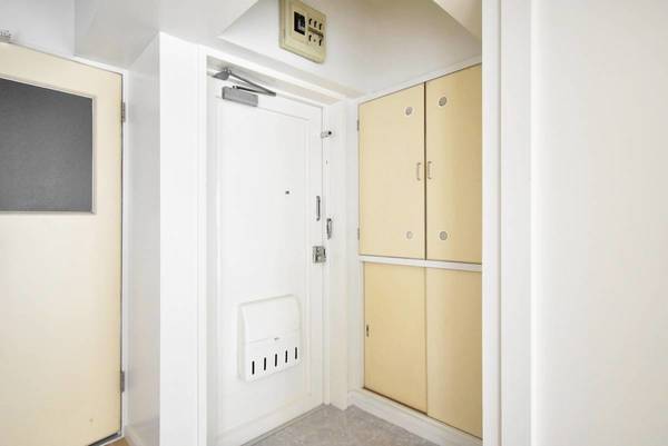 玄関　モデルルームの写真です