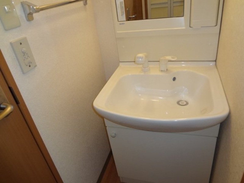 洗面設備　図面と現状に相違がある場合には現状を優先