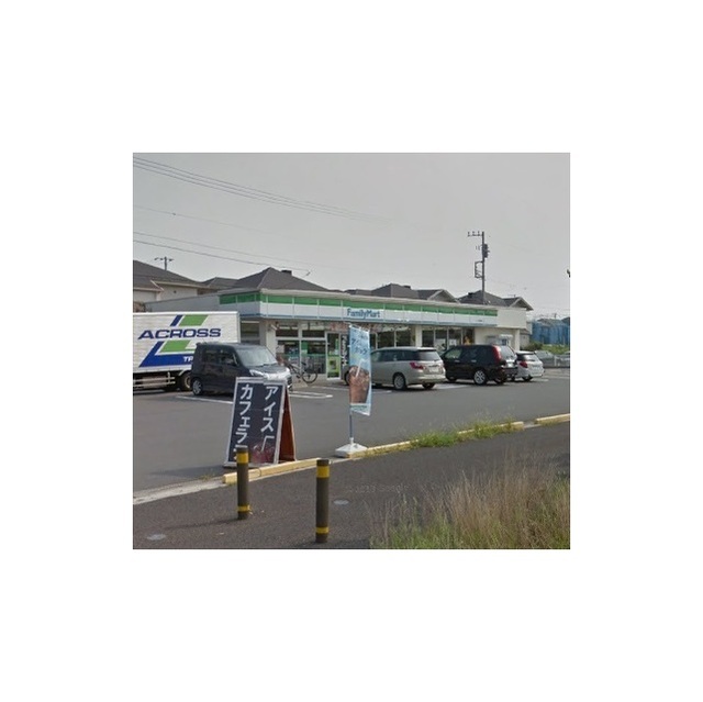 コンビニ　ファミリーマートつくば葛城店（コンビニ）まで210m