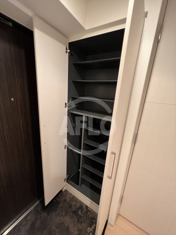 収納　プレサンス大阪城公園パークプレイス　シューズボックス