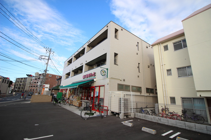 スーパー　まいばすけっと 宮崎台馬絹店（スーパー）まで120m