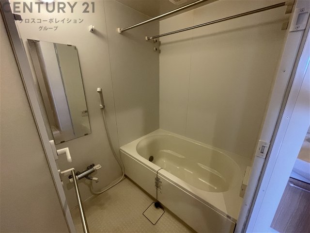 バス・シャワールーム　浴室乾燥機付きで便利♪