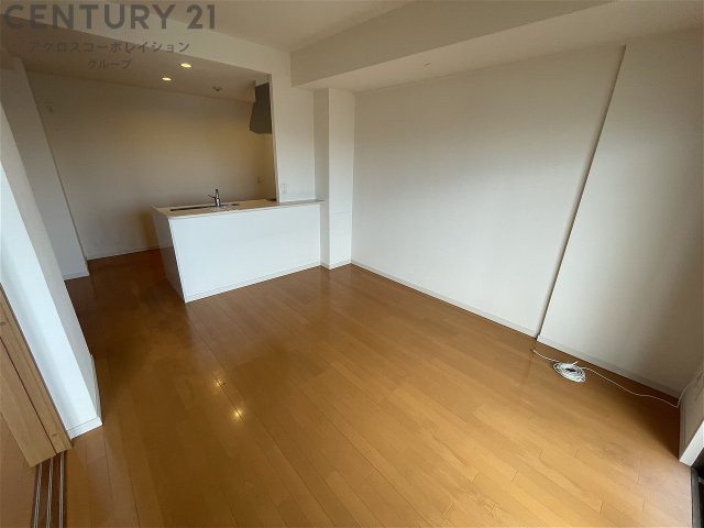 居室・リビング　カウンターキッチンのあるリビングです♪