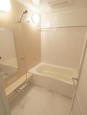 バス・シャワールーム　バスルーム
