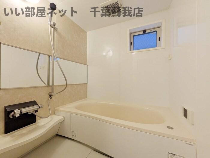 バス・シャワールーム　お風呂で日々の疲れを落としましょう