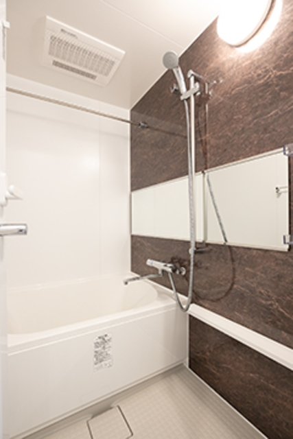 バス・シャワールーム　※写真は同タイプ住戸です。
