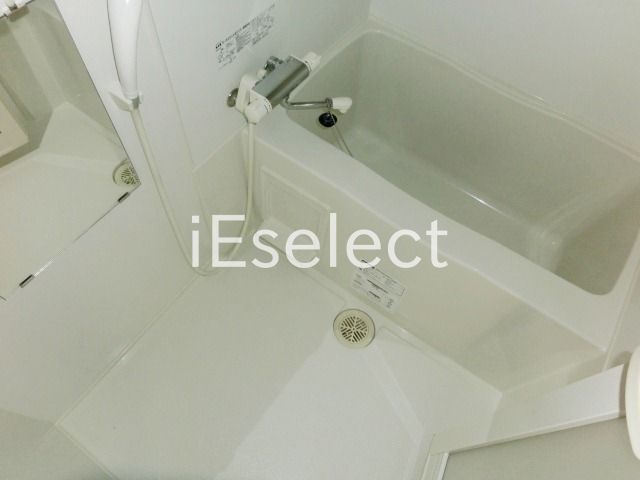 バス・シャワールーム　きれいなバスルーム