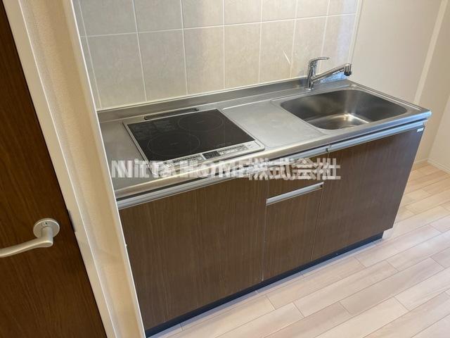 キッチン　IH完備のシステムキッチン♪