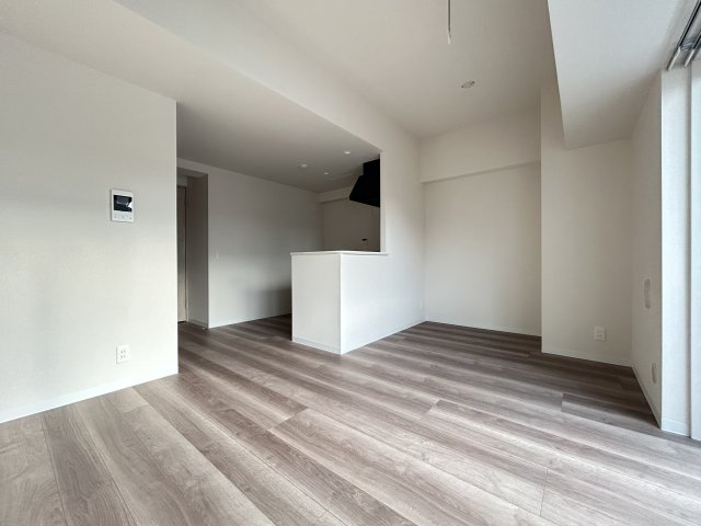 居室・リビング　別号室参考写真です。