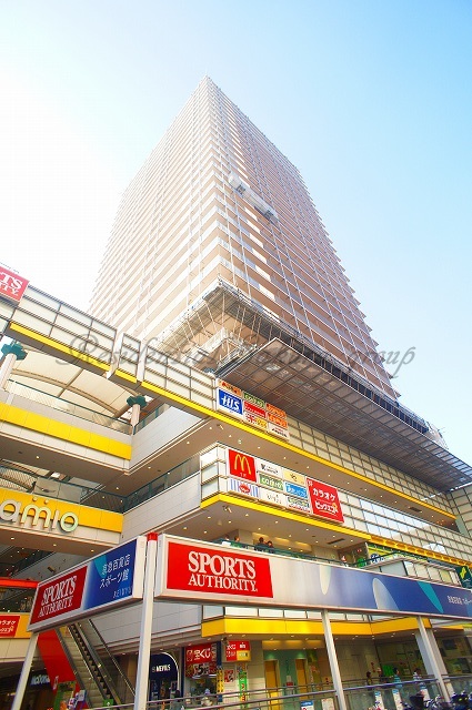 ショッピングセンター　カミオ（ショッピングセンター）まで297m