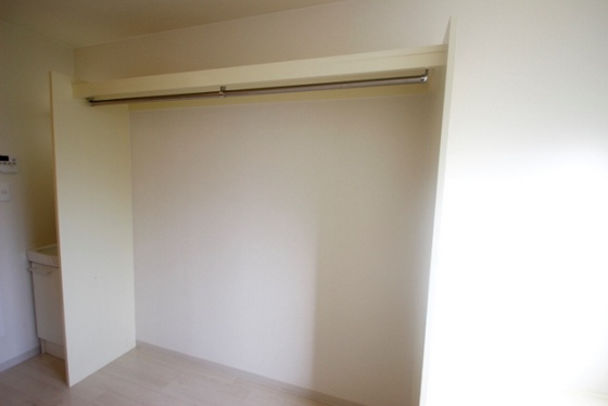 収納　※別部屋の写真です