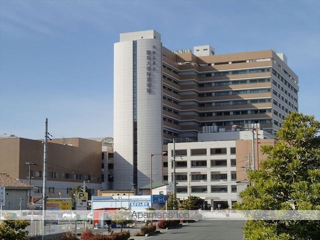 病院　和歌山県立医科大学附属病院（病院）まで666m