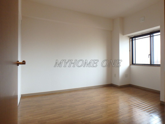 その他部屋・スペース　洋室6帖