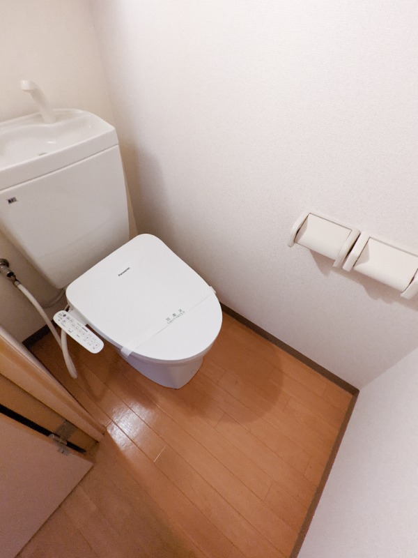 トイレ　図面と現状に相違がある場合には現状を優先