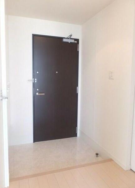 玄関　ゆったりとした玄関です