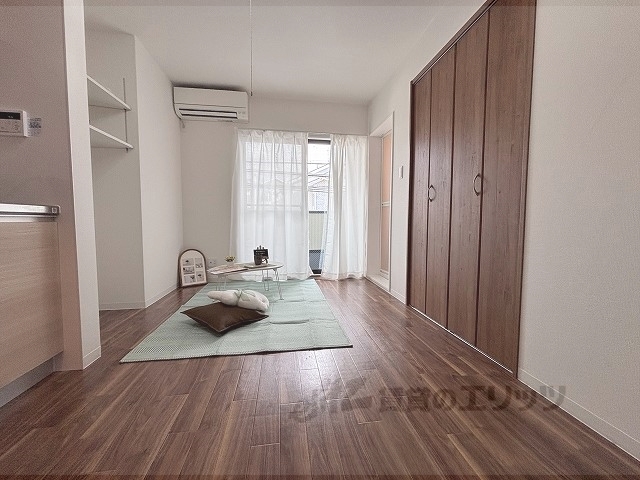 居室・リビング　洋室