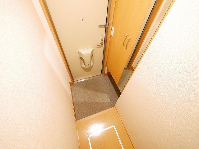 玄関　落ち着いた玄関です