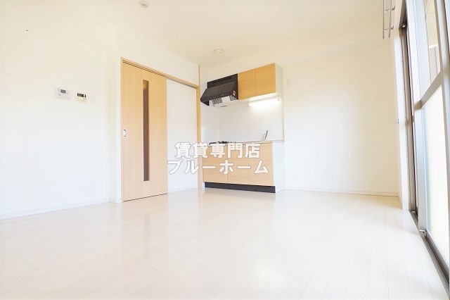 その他　リビング明るいです！