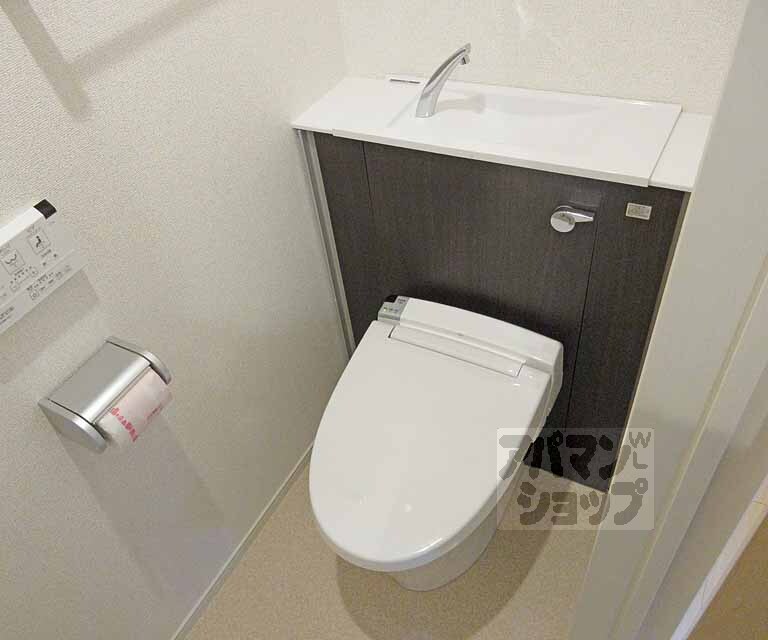 トイレ　清潔感のあるトイレ