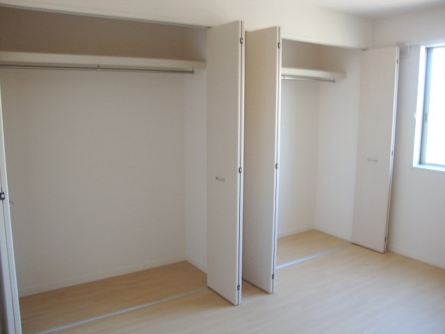 収納　クローゼット