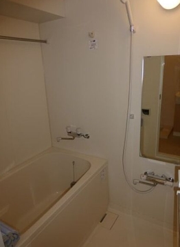 バス・シャワールーム　☆ゆったりくつろげるお風呂☆