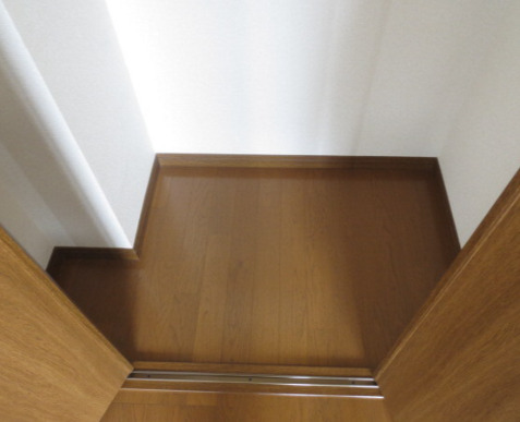 玄関　アンプルールフェール白亜