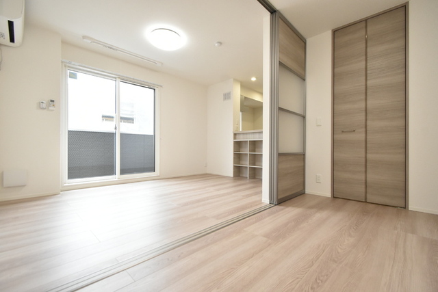 居室・リビング　洋室(1)