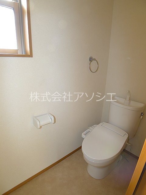 トイレ　ウォシュレット便座