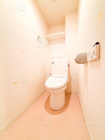 トイレ　嬉しい温水洗浄便座付き★