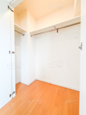 収納　ウォークインクローゼットなので収納豊富です☆